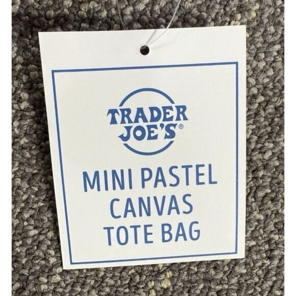 Trader Joe’s Mini Canvas Tote Bag Pastel Set of 4 Reusable Limited Edition NWT - Picture 10 of 12